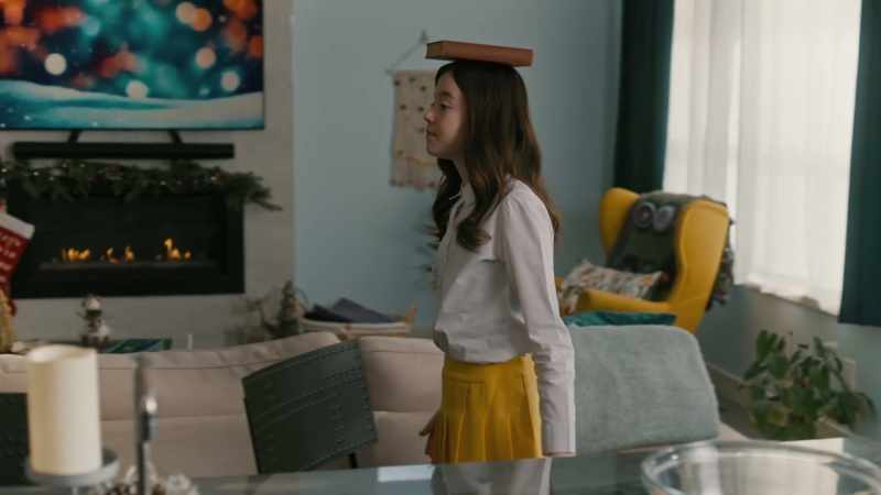 Den Mother Elizabeth said proper posture