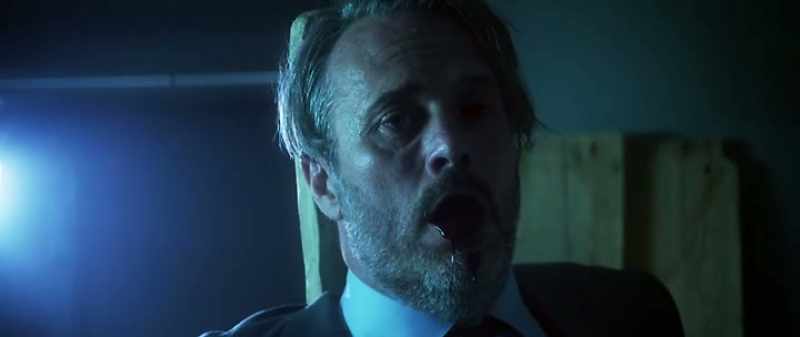 Derek: Ewan!