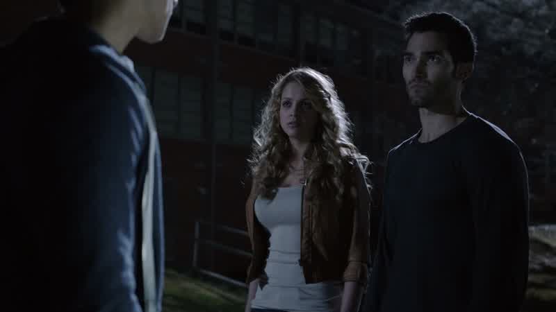 Derek! We need to work together on this. Maybe even tell the Argents? - You trust them? - Nobody tru