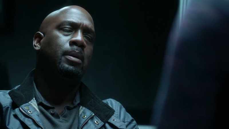 Derek starts investigating