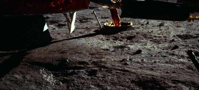 Descent engine did not leave a crater of any size