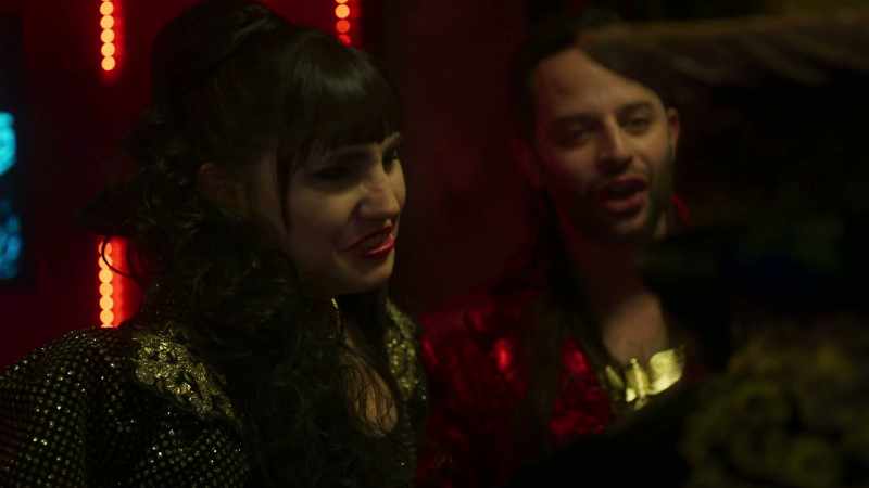 Desdemona the Shrieker. -(shrieks)