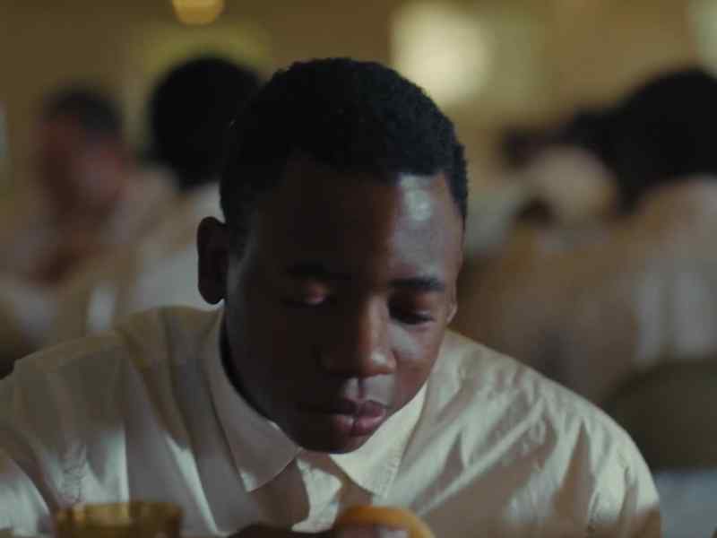 [Desmond] Ain't been eating like this