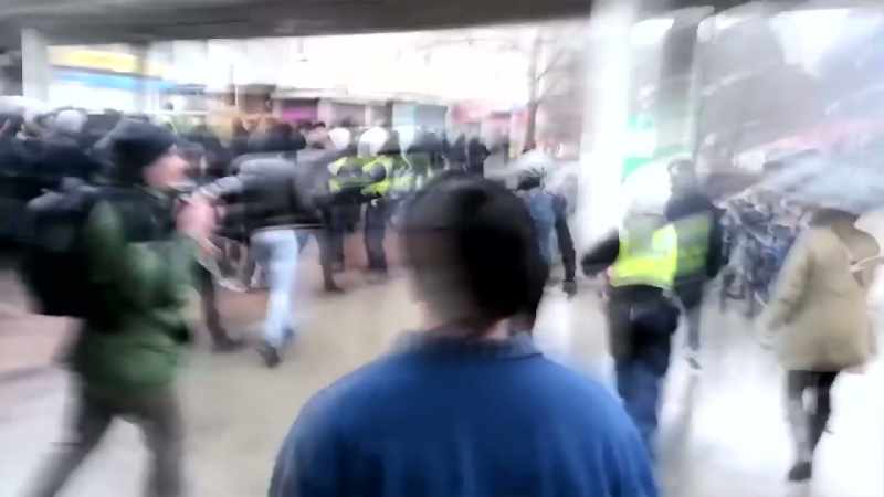 Despite the chaotic situation, I really wanted to get to that guy