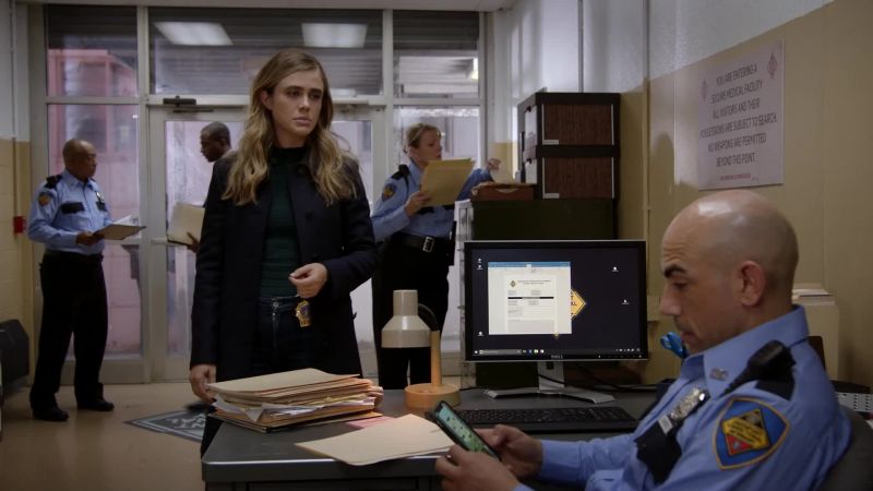 Detective Stone. I need a one-on-one with a C.I