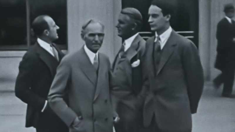 Detroit's Art Commission, led by Edsel Ford