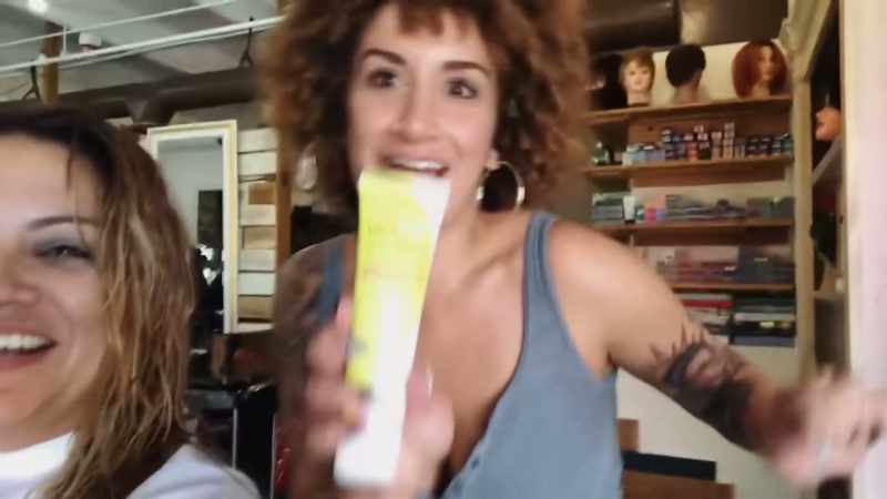 DevaCurl finds people who are talking