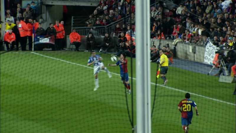 Diagonal ball, controlled the ball on his chest