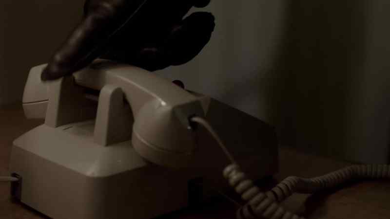 [ DIAL TONE DRONING ]