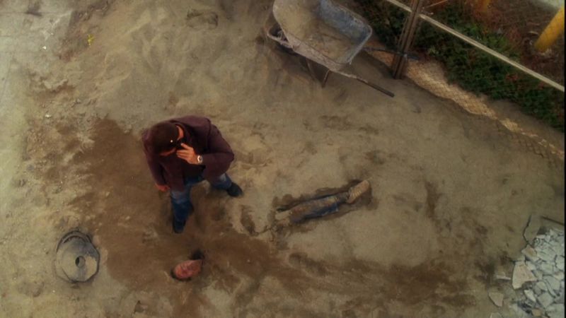 (dialing)