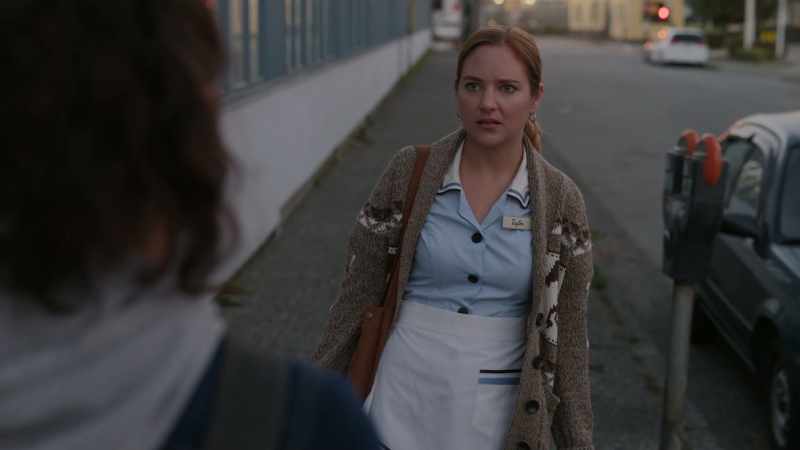 Did Ezra ever mention a Gloria Nanmac?