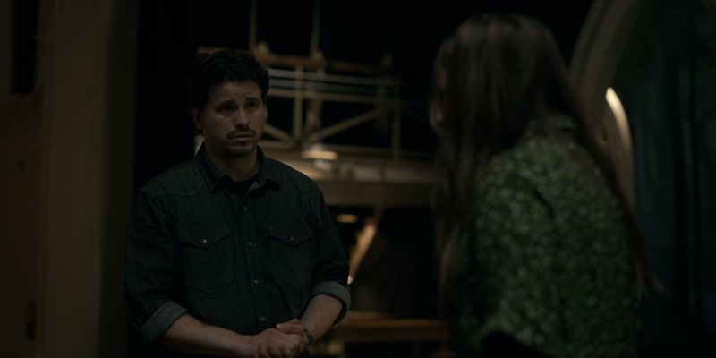 Did someone hurt you? -No. It wasn't like that