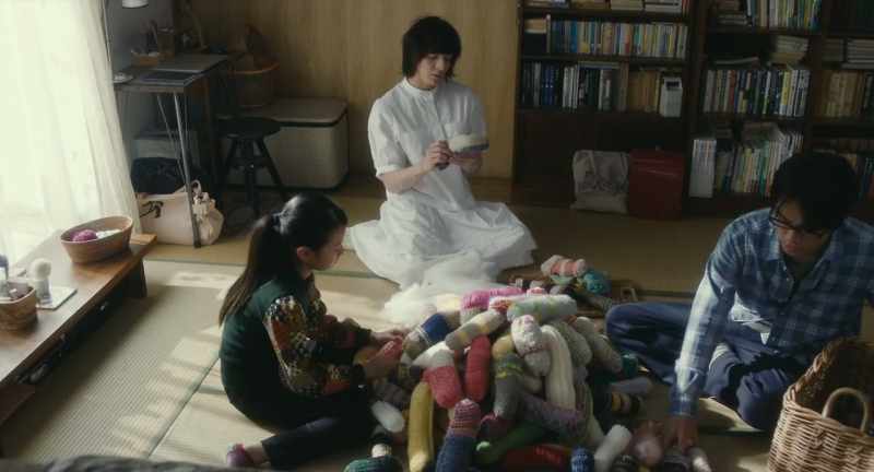 Did you knit this one, Makio? It's leaning to the left!