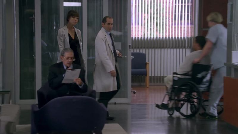 Did you notice she's wearing different clothes every day?