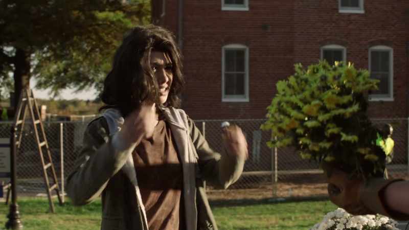 Did you see mesneak outta the bus?