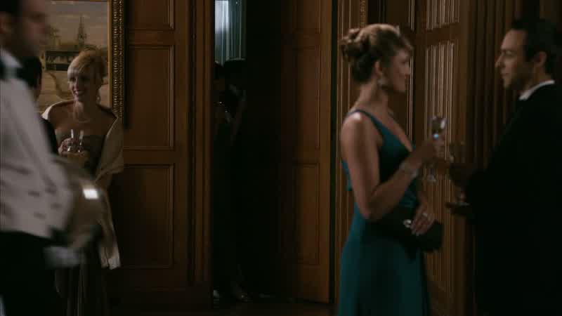 Did you see anything while I was dancing?