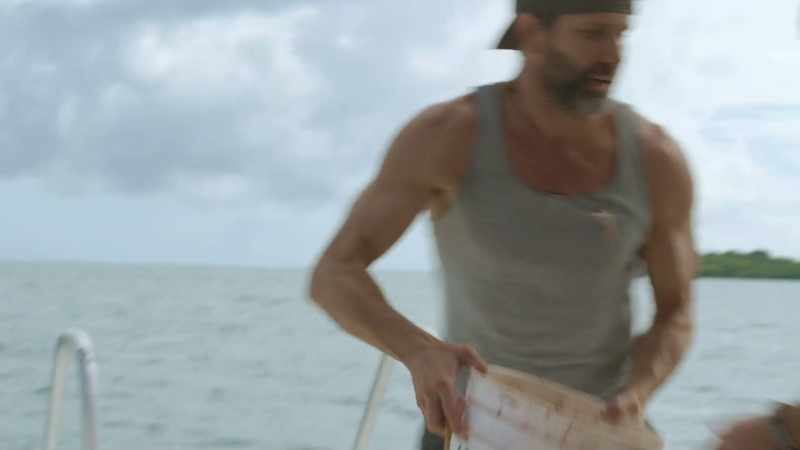 Didn't I tell ya. Throw it in the water. -Yeah