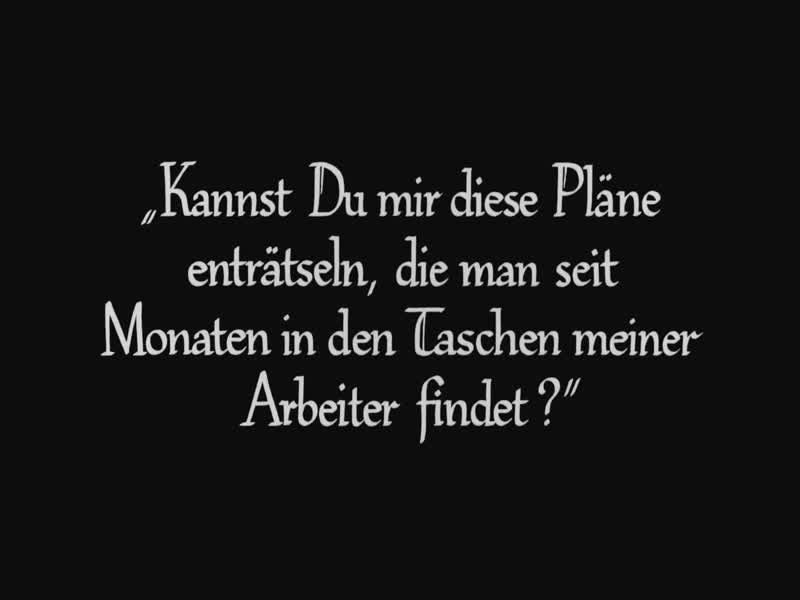 Die Predigerin trägt ein Drehbuch vor