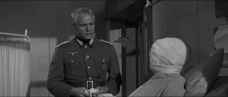 Diestl, will you bring me the bayonet?