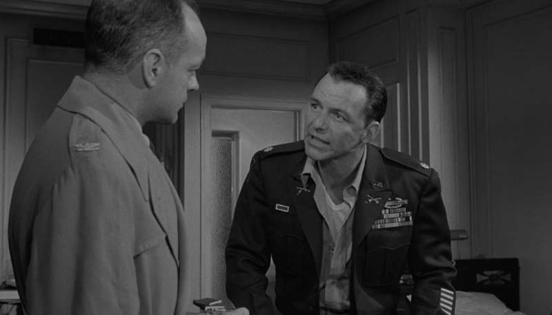 Dije que Raymond Shaw es el ser humano m s amable valiente
