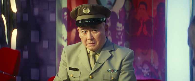 DIRECTOR: In you go, four, push in
