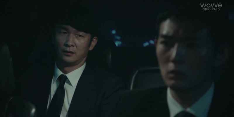Director Kang, something seems odd
