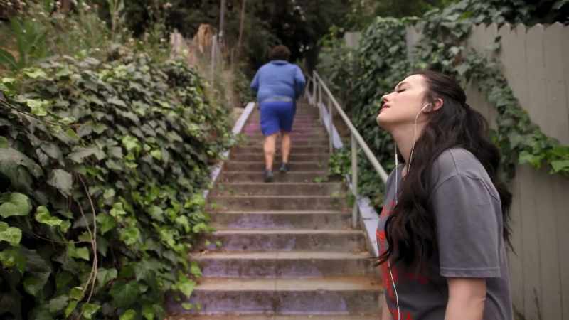 � Disguise tears as face sweat to continue