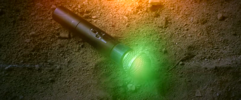 (distress signal)