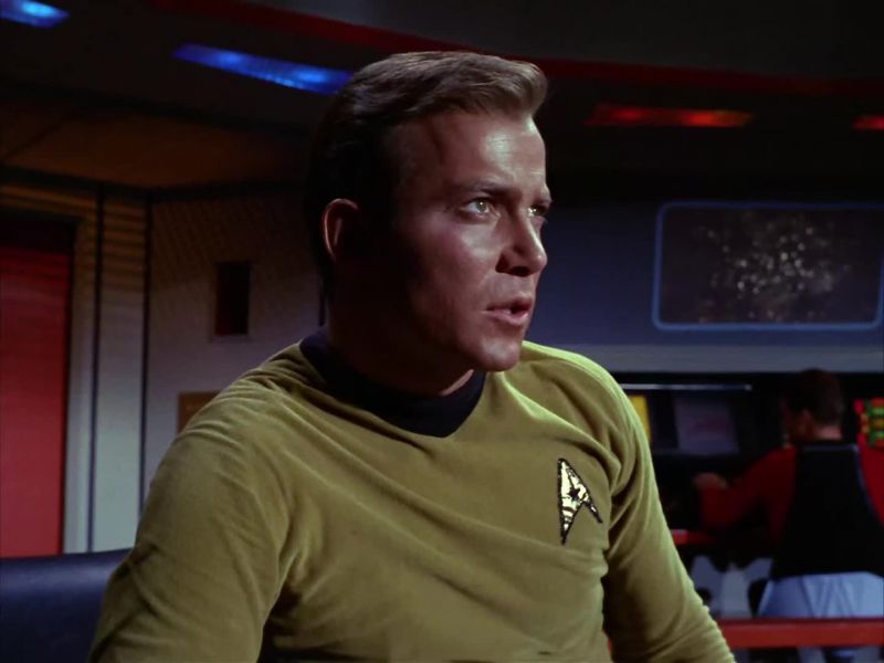 Do we have emergency warp? - Full power, sir. It's still overtaking us