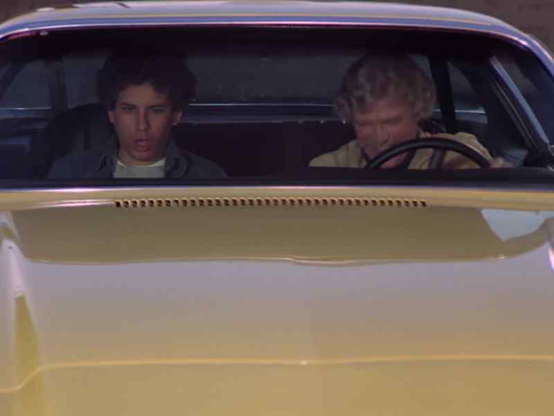 Do you know how to drive? - I'm learning fast, aren't I?