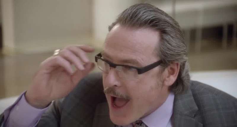 Do you know the first thing I notice about a woman