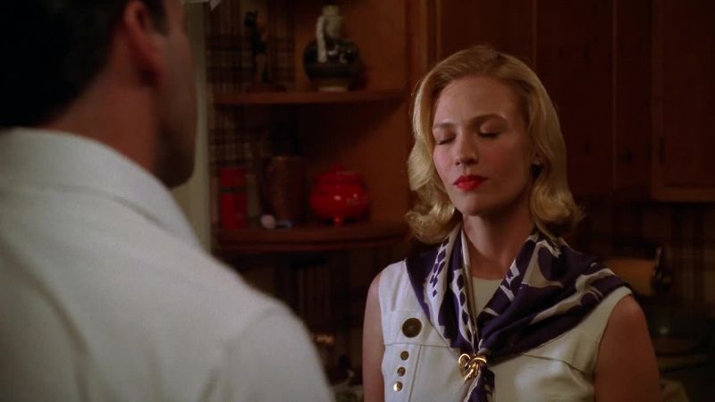 Do you know what happened to the Hilton cufflinks?