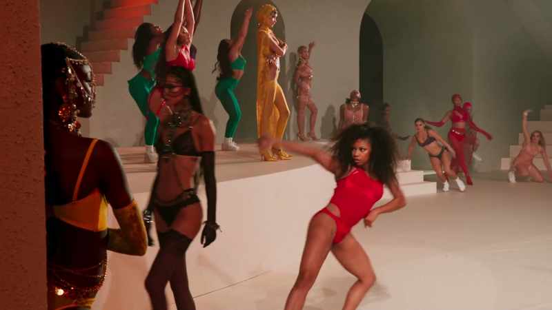 �� Do you want me? ♪