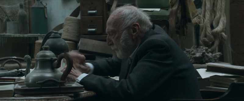 Do you want to see my papers, commissar? - No