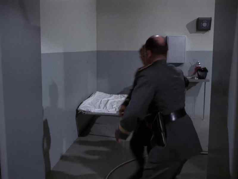Doctor, in the elevator. All in the elevator