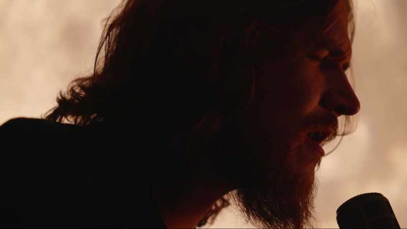 �� Does anybody want To joke when no one's ♪
