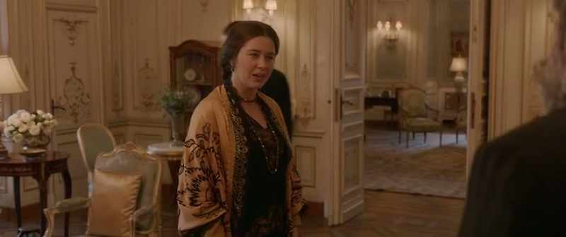 Does me being here in Paris bother you?