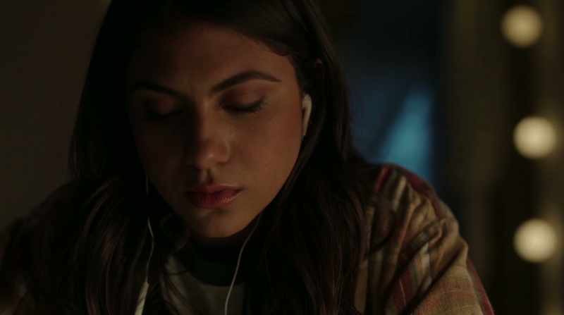 Does Glimmer Peak have a serial killer?