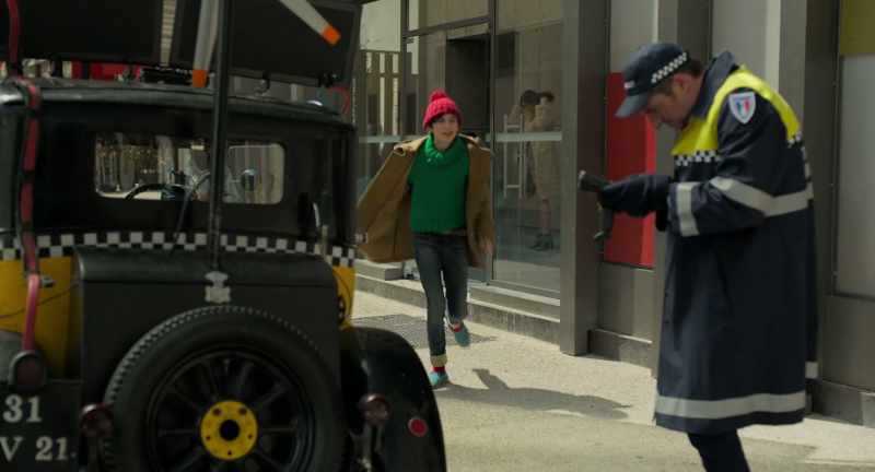 Does that work? Can you drive with that? - Yes, if there is wind