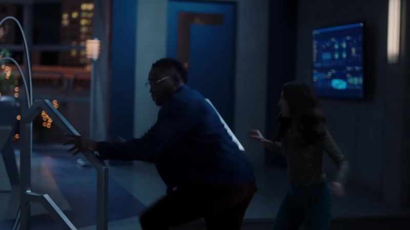 Doesn't S.T.A.R. Labs have a fire suppression system or something?