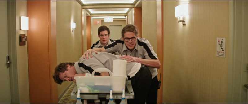 �� Dollar-dollar bill, y'all Cash rules everything around me ♪