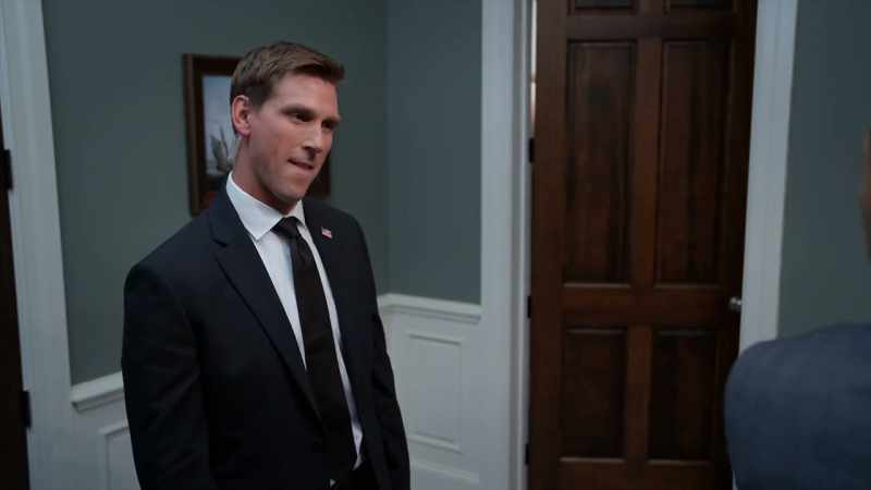 Donald: Lilly. Lilly, no. Lilly, Lilly, stop!