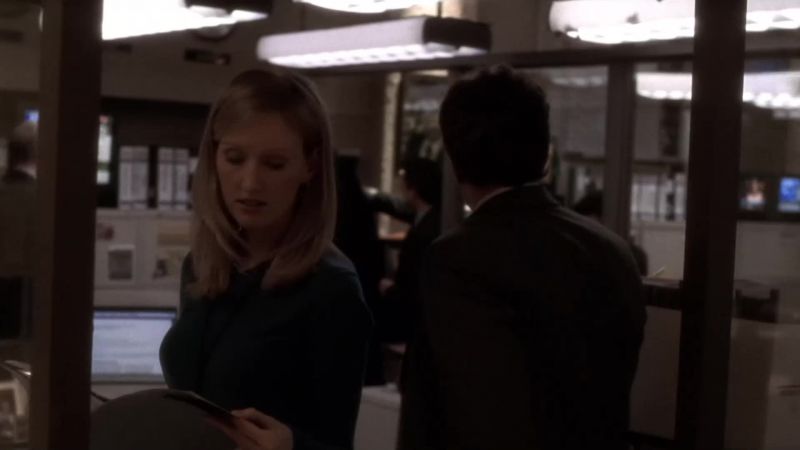 Donna, cancel my dinner with Breakstone tonight