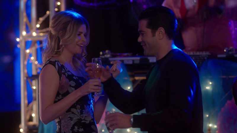 [Donna laughs]