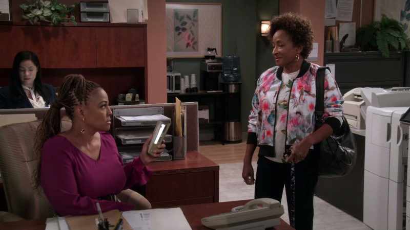 Don't you come to my job and start shit. - Put the stapler down