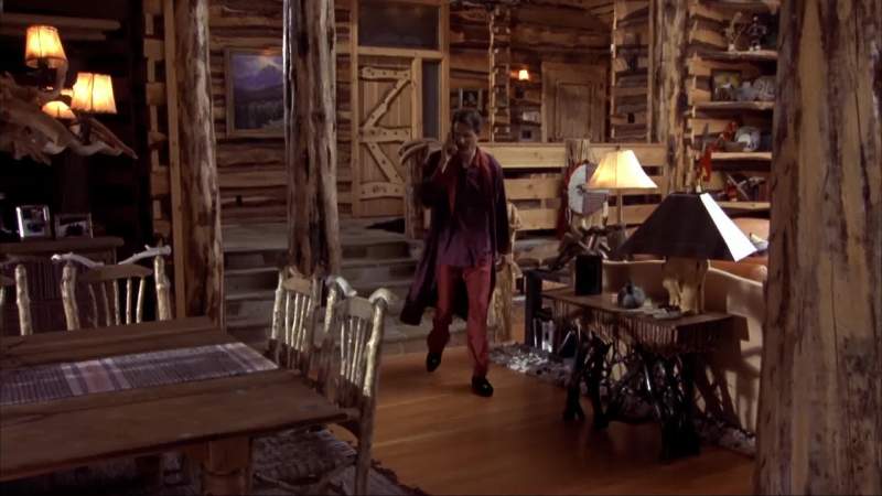 Don't forget that your bread plate is on the leftLook I can't have these guys running around AspenDon't worry They ain't gonna be runnin' around nowhereafter I dump a little rat poison in their