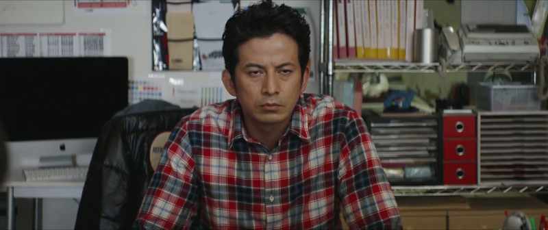Don't laugh! Sato is very serious
