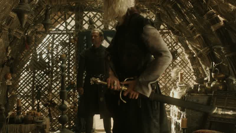 Don't let them see you carrying a swordin Vaes Dothrak