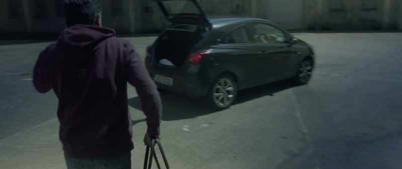 Don't look at the driver