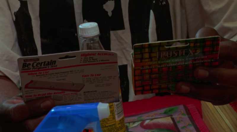 [Dontae] Dual colored latex condoms